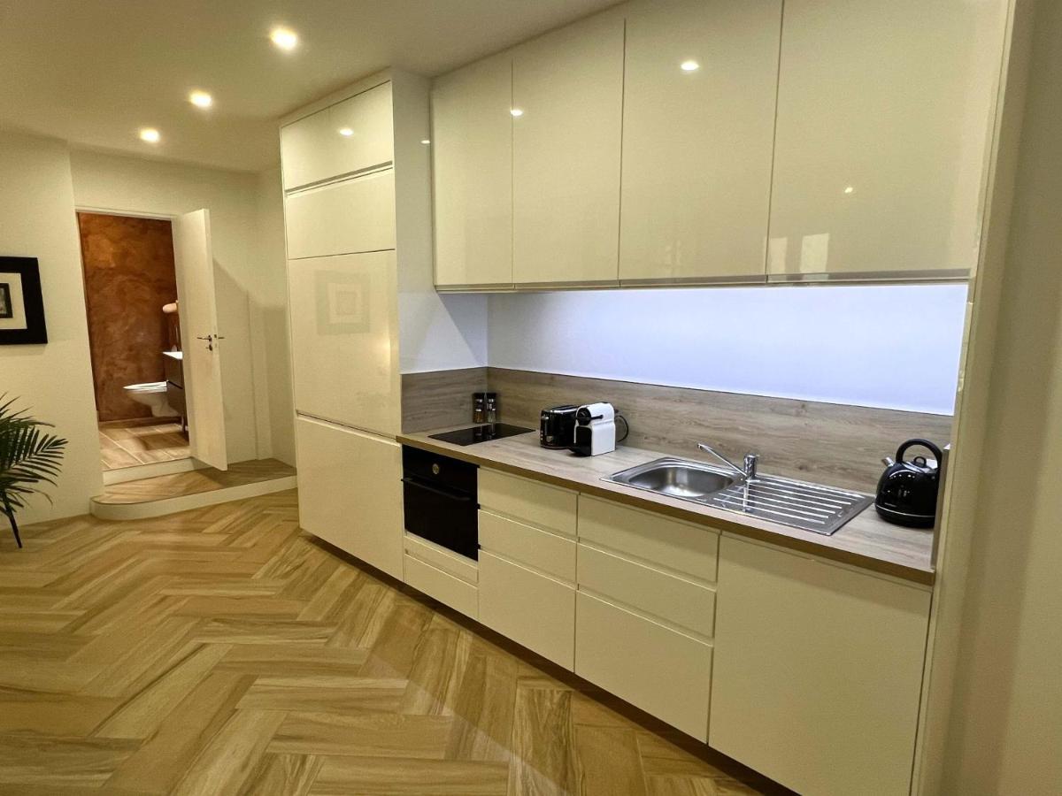 Bel Appartement Au Centre Du Vieux ז'ואני מראה חיצוני תמונה